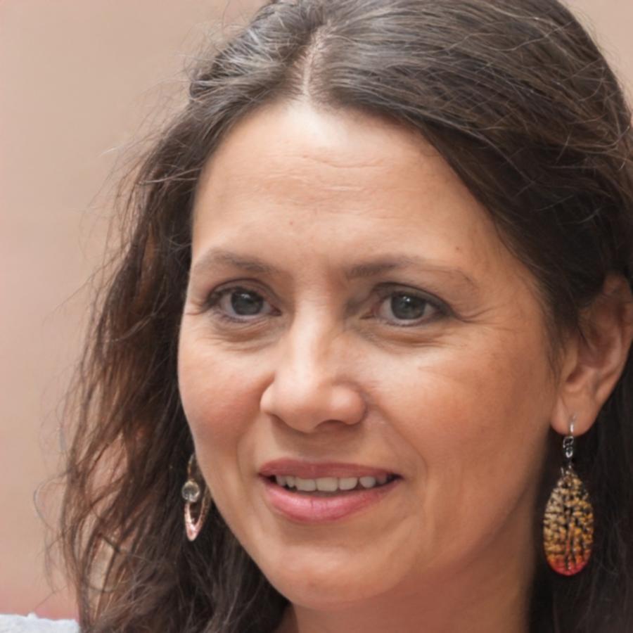 Portrait de Sophie Mercier, spécialiste en surveillance financière